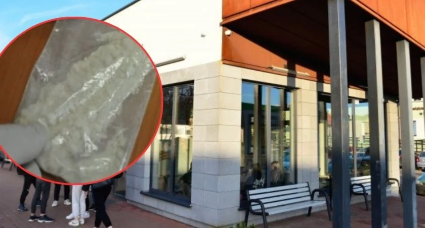  Przyłapany z białym proszkiem przy poczekalni autobusowej w Pułtusku