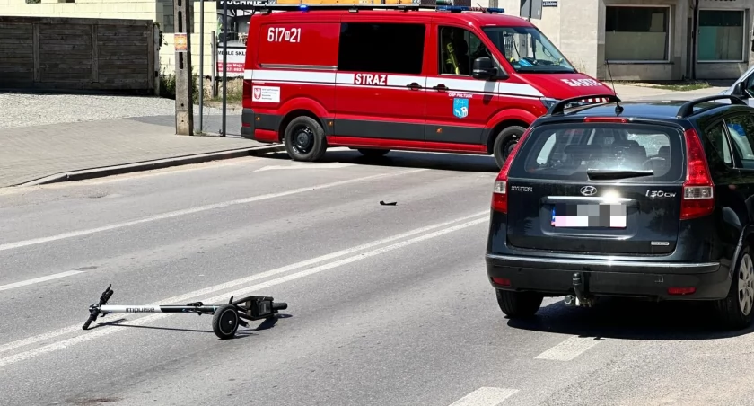 Wypadek na skrzyżowaniu Jana Pawła z Nasielską. Poszkodowany 12-latek. Występują trudnienia w ruchu