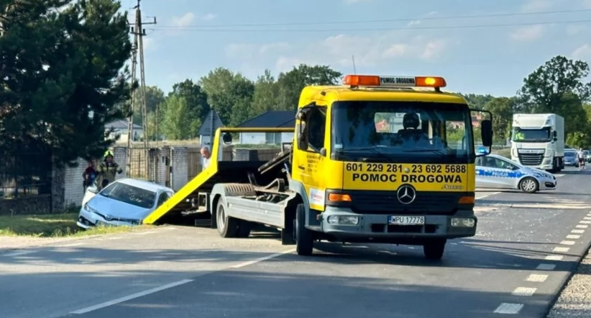  Wypadek w Kleszewie. Droga jest zablokowana