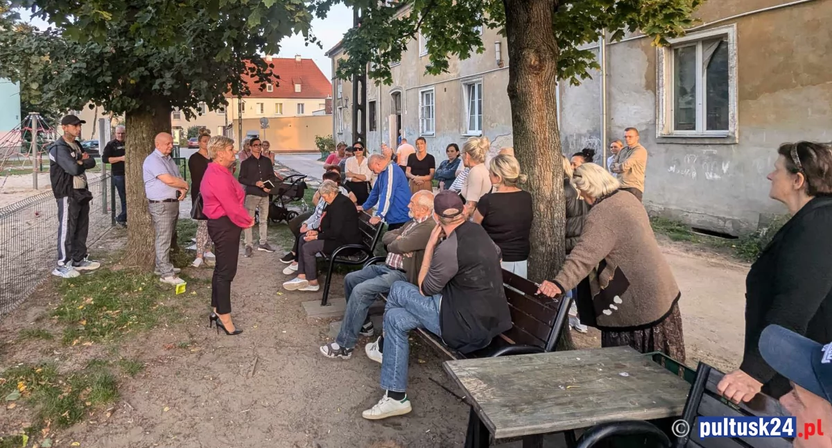 Beata Jóźwiak – kandydatka na burmistrza spotkała się z mieszkańcami ul. Traugutta