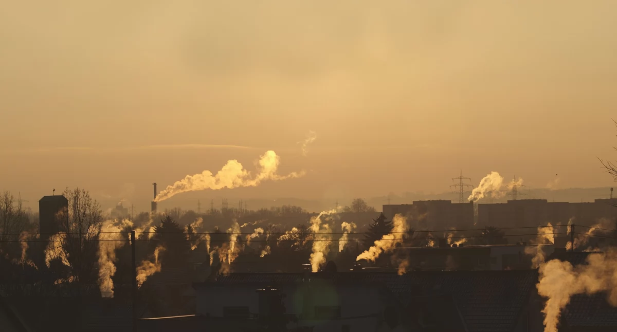 Mazowsze przyspiesza walkę ze SMOGIEM