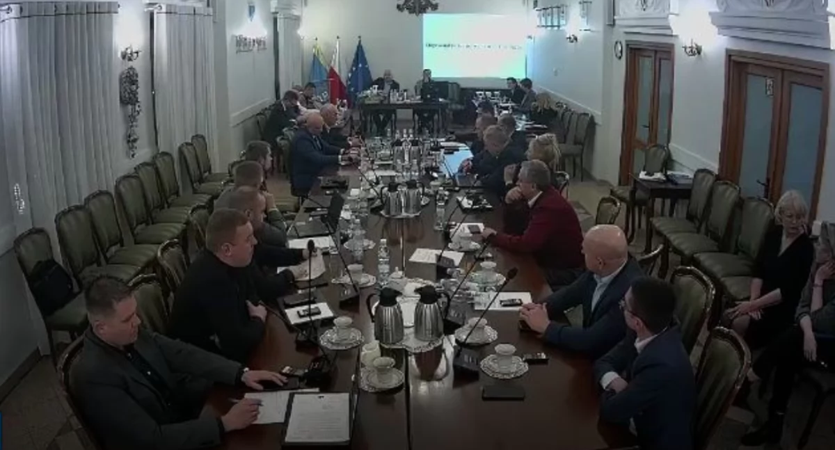 Budżet gminy Pułtusk na 2025 rok (prawie) jednogłośnie uchwalony