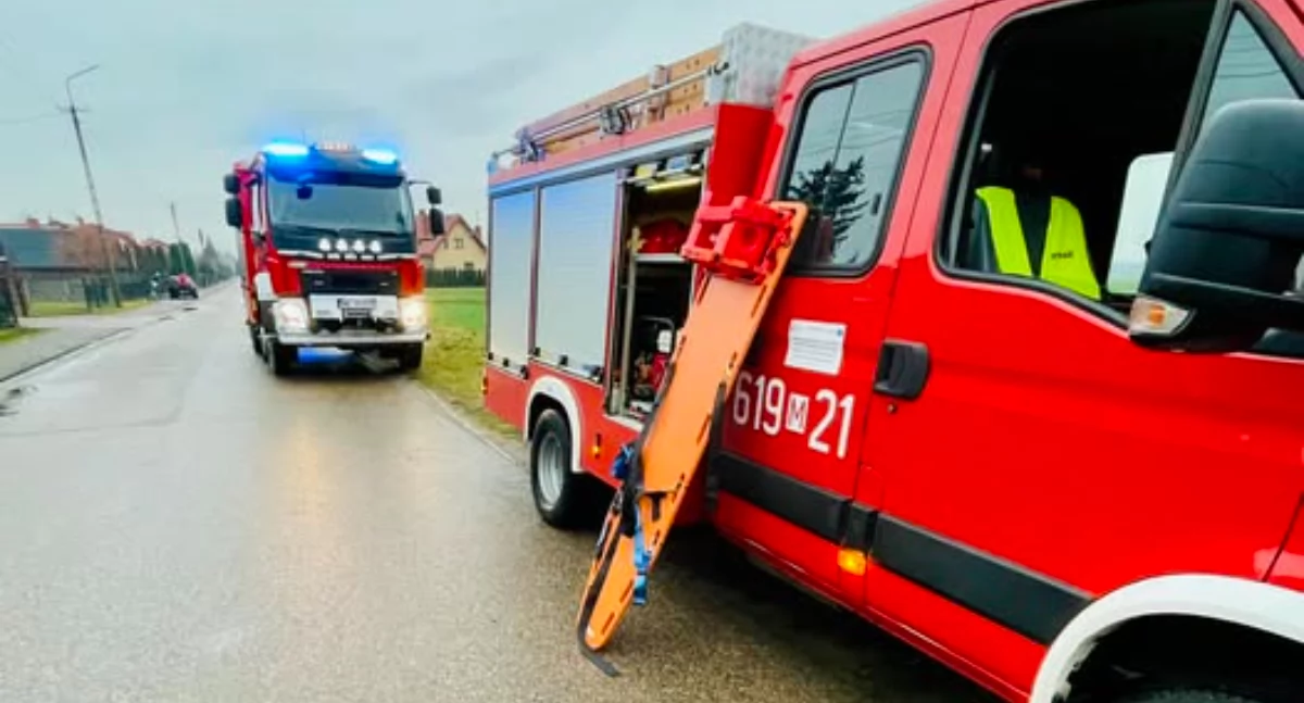 Wypadek w Pniewie. Mężczyzna spadł z wysokości