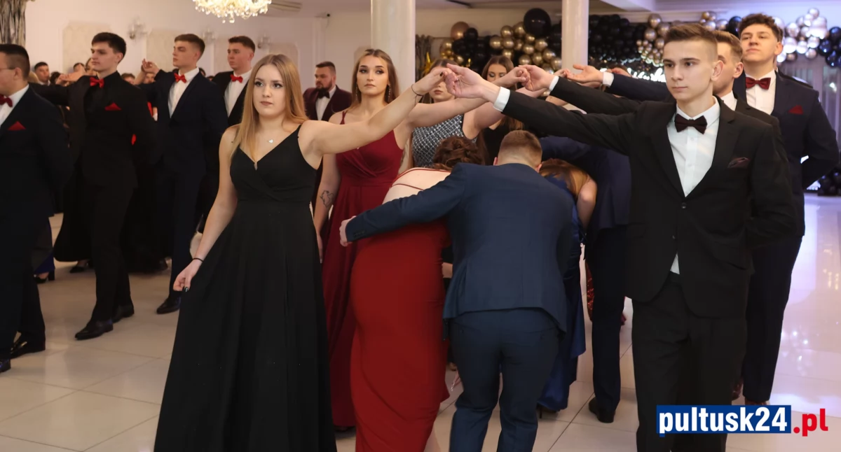 Studniówka ZS CKR w Golądkowie