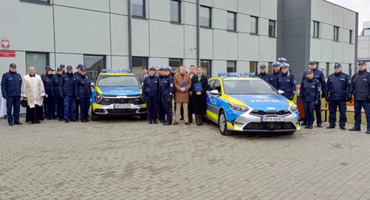 Nowe radiowozy dla pułtuskich policjantów