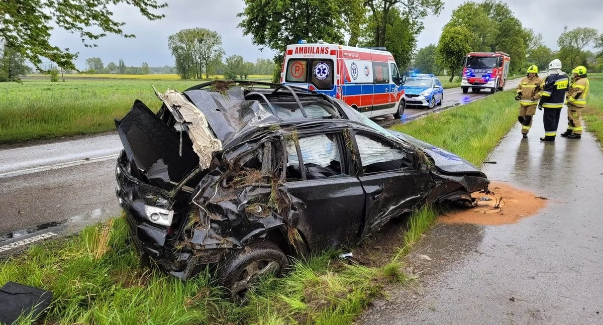 Weekend na mazowieckich drogach pod znakiem niebezpiecznych zdarzeń i pijanych kierowców