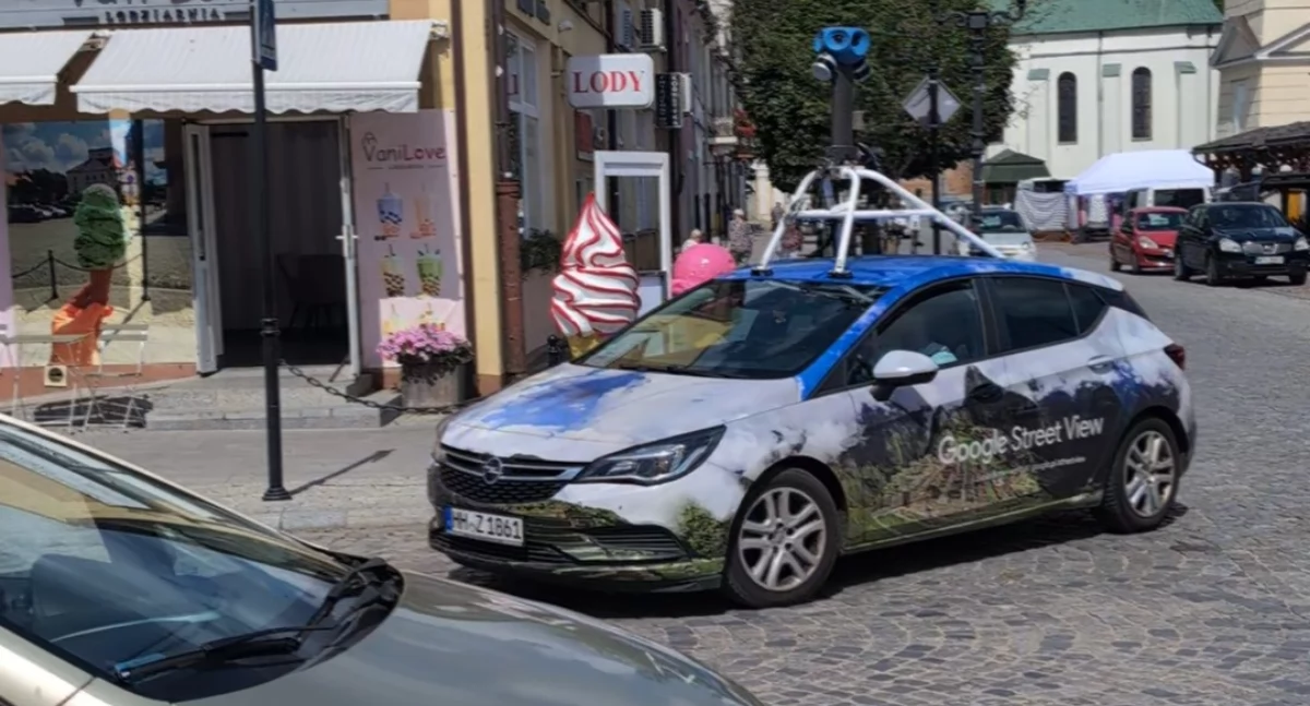 Uśmiechnij się! Jesteś w kamerze!
