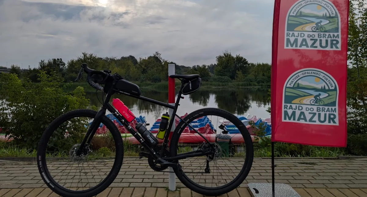 Nad miastem czuwa dziś patronka rowerzystów, Madonna del Ghisallo…