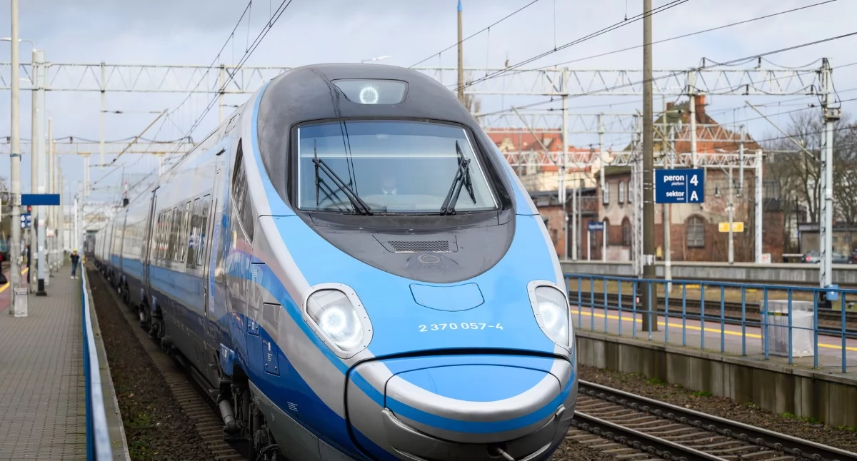 Pociągi PKP Intercity na popularnej trasie pękają w szwach