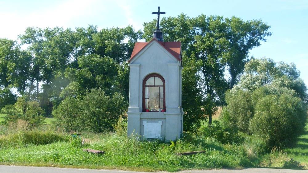 Kto zadba o kapliczkę?