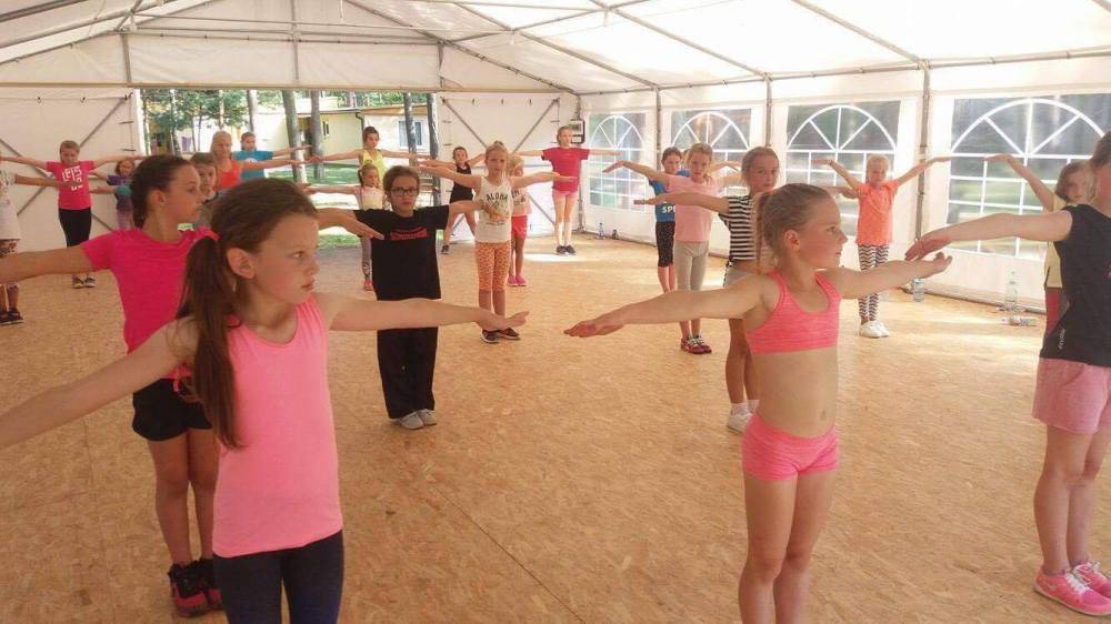 Obóz sportowy KS Semiramidy w Pogorzelicy trwa