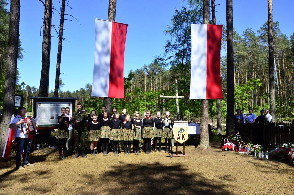 Prawdziwa lekcja historii w Pniewie