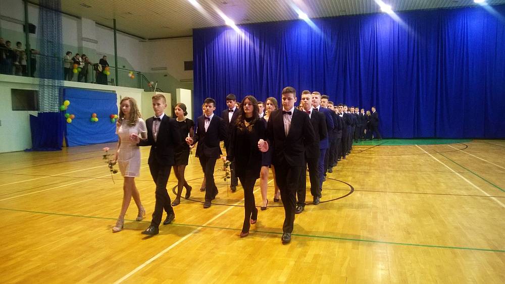 Bal gimnazjalny w Winnicy