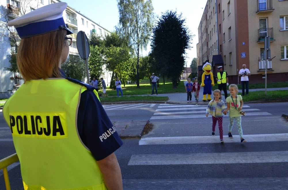 Mrówka, policjanci i dzieci z „trójki”