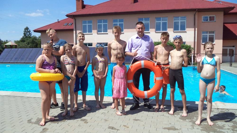Winnica zaprasza na basen