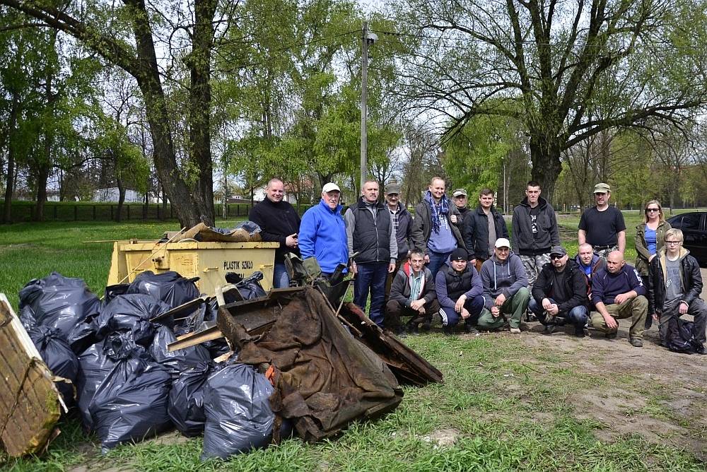 Kanałek posprzątany!