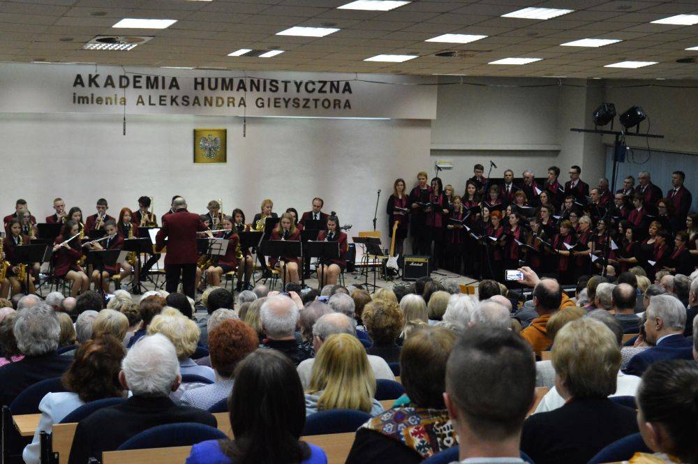 Muzyczna uczta w Akademii
