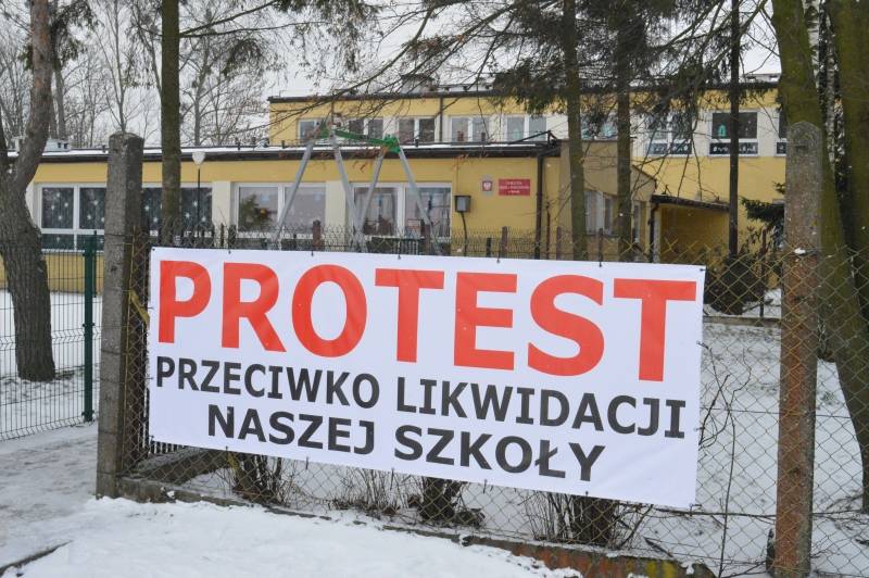 Chcą zlikwidować szkołę w Bobach