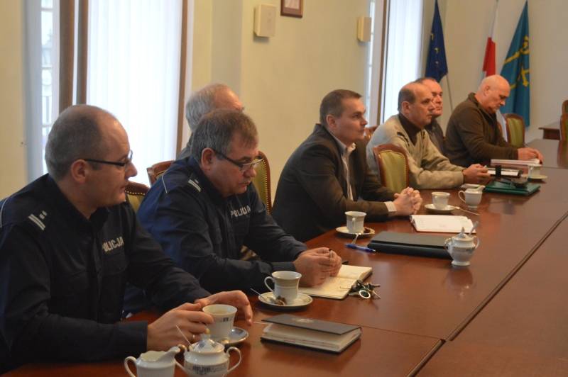 Służby w pełnej gotowości