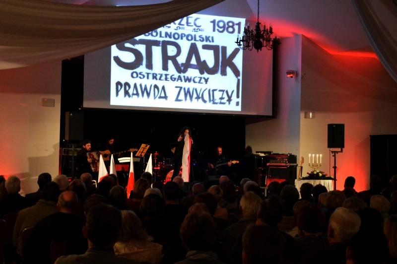 Chwała Bohaterom!