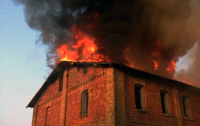 Płonęły koszary