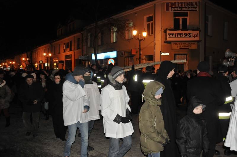Droga Krzyżowa przeszła ulicami Pułtuska