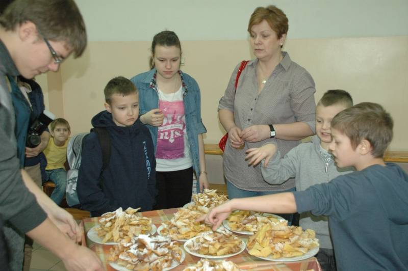 Warsztaty pieczenia faworków