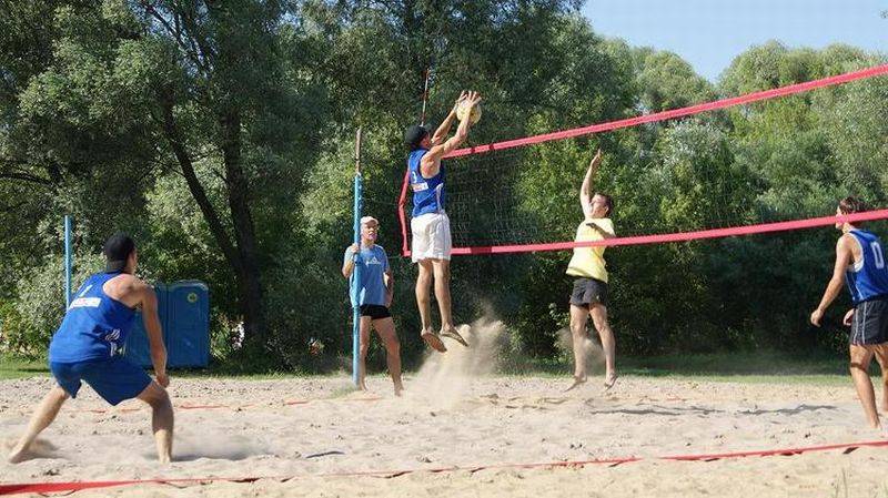 Turniej siatkówki plażowej