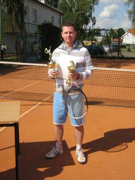 PUCHAR LATA 2009