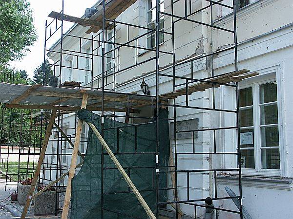 Lifting Lelewela