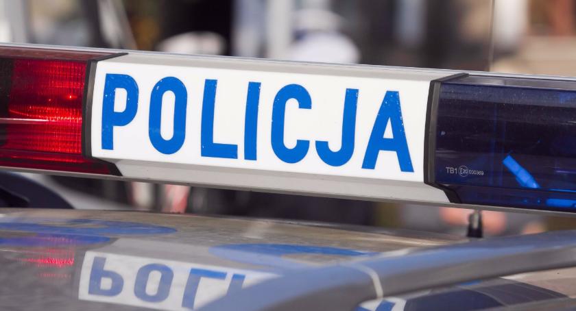 Potrącił kobietę i uciekł - Policja poszukuje kierowcy – sprawcy wypadku drogowego