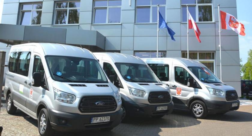 Trzy nowe samochody dla niepełnosprawnych