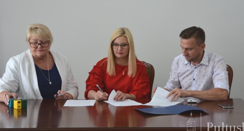 Nowy samochód dla OSP w Lipnikach Starych