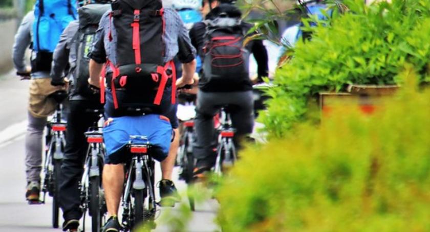 Nietrzeźwy peleton zatrzymany przez dzielnicowego