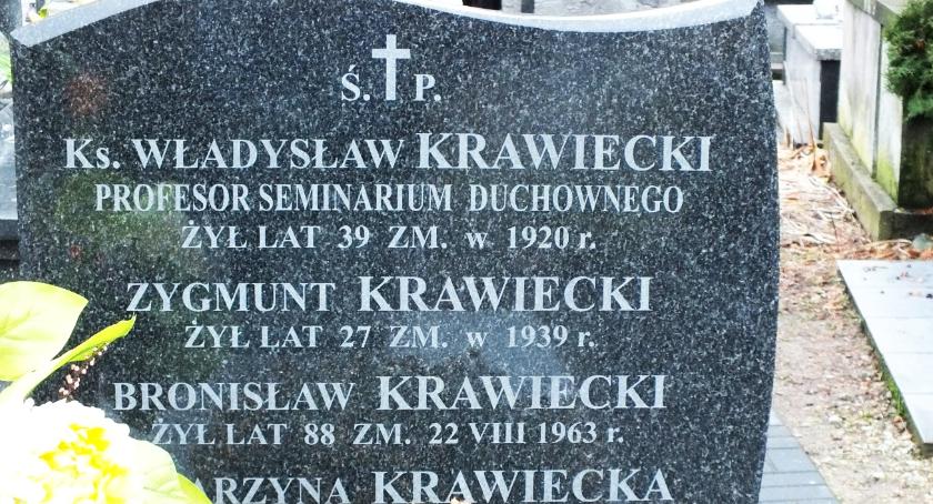 Z cyklu „Tajemnice wiejskich cmentarzy” - Trzy groby księdza Krawieckiego