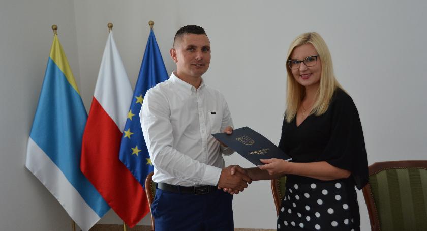 Umowa na remont hali sportowej przy PSP 4 podpisana