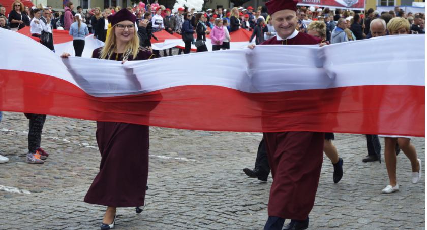 Barwny Korowód dla Niepodległej! - GALERIA ZDJĘĆ