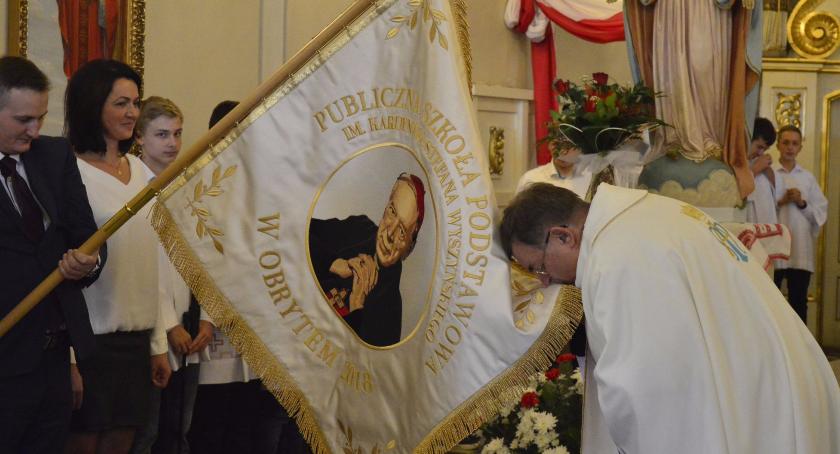 Kardynał Stefan Wyszyński patronem Publicznej Szkoły Podstawowej w Obrytem