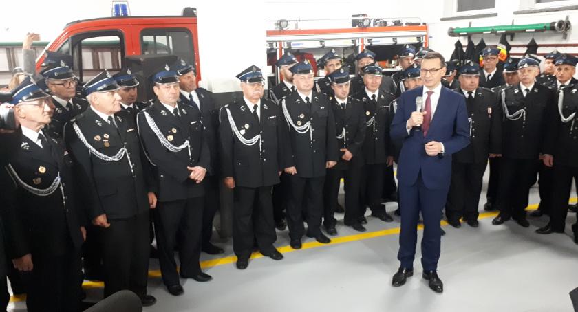 Premier Morawiecki odwiedził Winnicę i Golądkowo