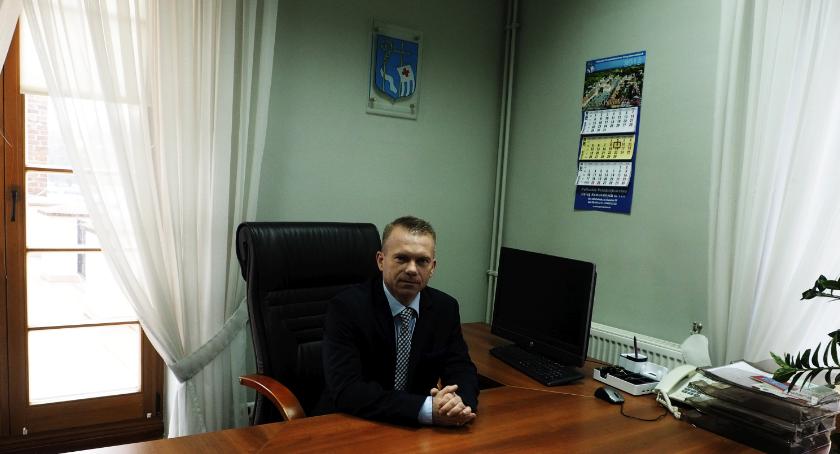 Burmistrz Krzysztof Nuszkiewicz wrócił do urzędu
