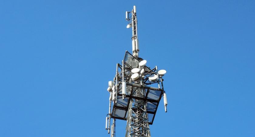 Chcemy chronić nasze dzieci – mieszkańcy kontra koncerny telefoniczne