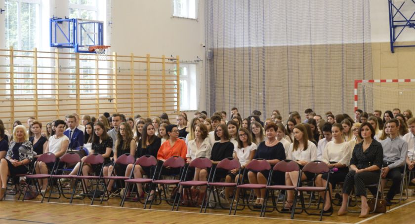 Licealiści Skargi powitali wakacje
