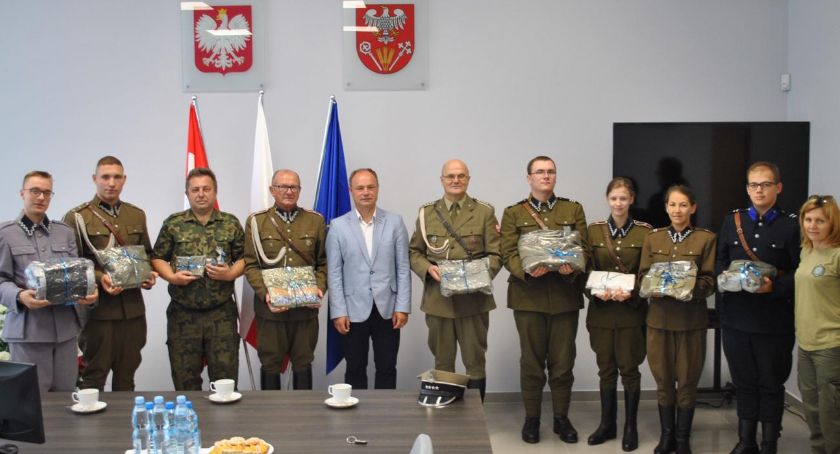 Nowe umundurowanie i wyposażenie dla GRH 13pp