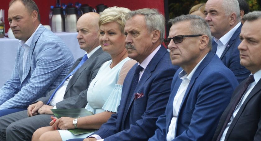 Start kampanii PSL przy pomniku Witosa