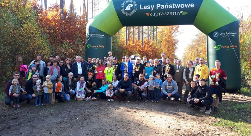 Żółty Jesienny Lis 2019 