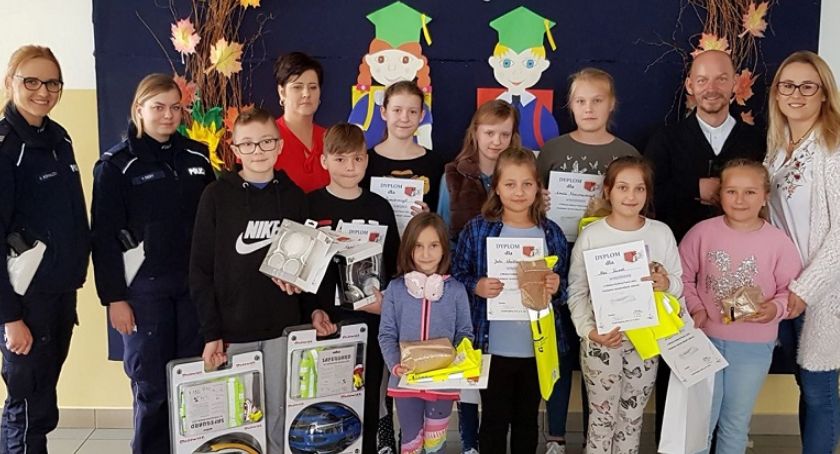 Policjantki nagrodziły laureatów konkursu
