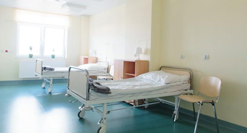 Będzie zakaz lub ograniczenie odwiedzin chorych w szpitalu