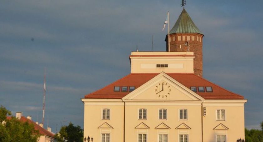 Przedłużone ograniczenie pracy Urzędu Miejskiego i jednostek