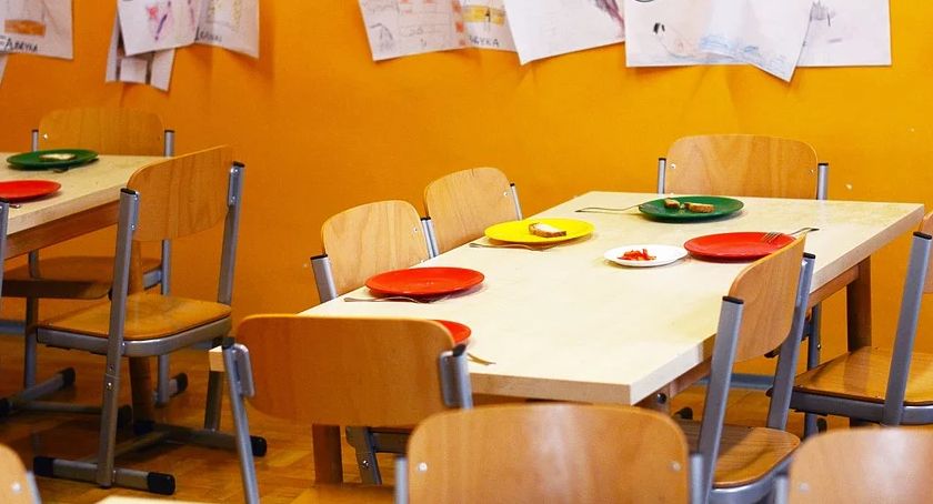Działalności placówek zawieszona do 10 kwietnia 