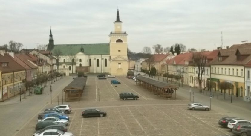 Ograniczenia w handlu na pułtuskim rynku